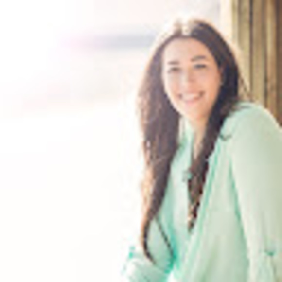 Meet your Posher, Natalie - Picture 1 of 1